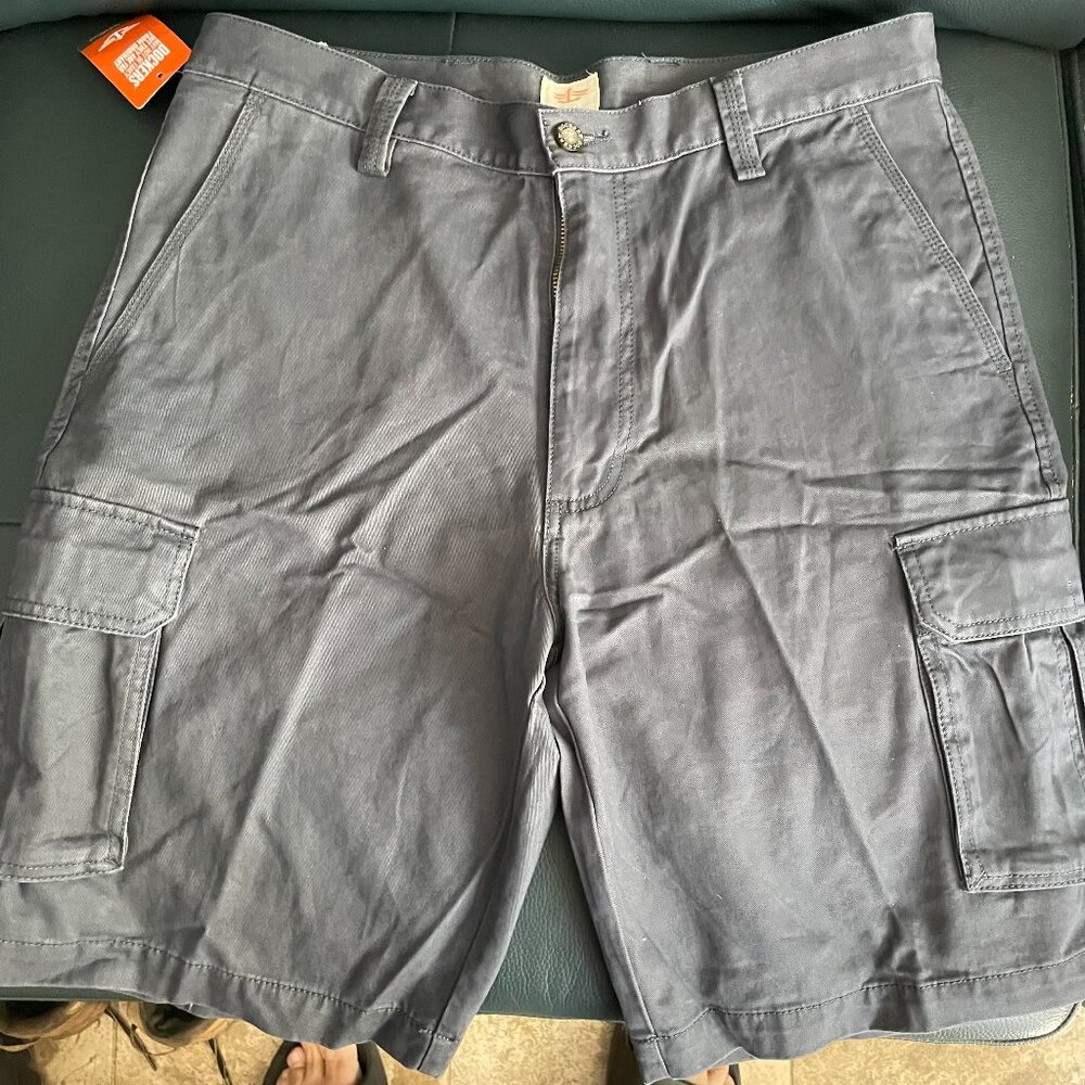Men's Dockers navy blue cargo shorts, size 34